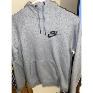 Nike Pullover